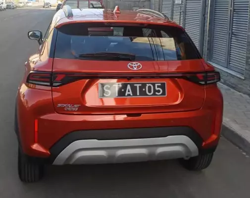 Toyota Starlet Cross for rent in Cabo Verde